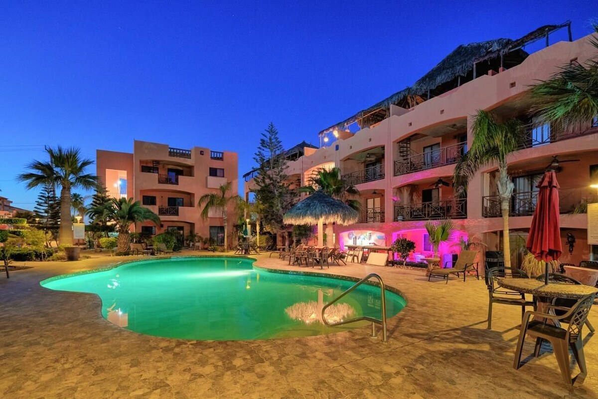 El Pueblo pool and courtyard after dark